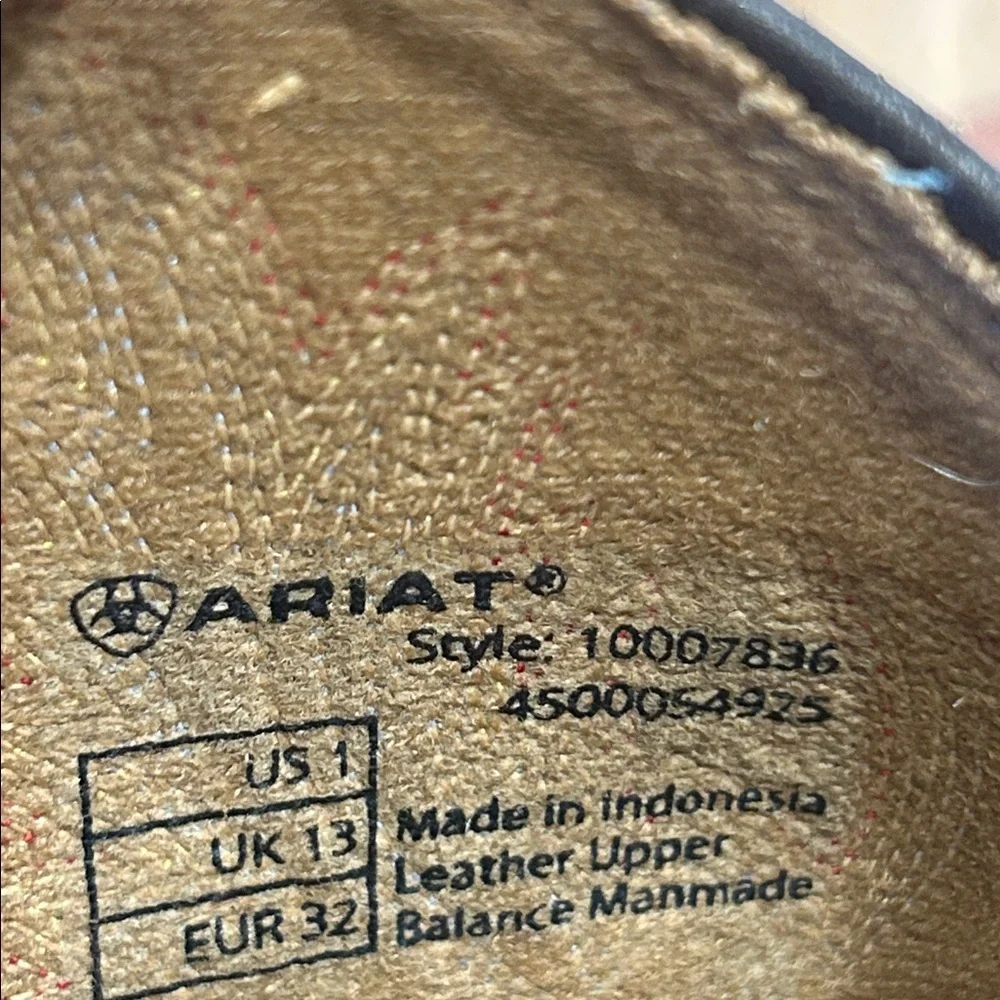 ARIAT BOYS WORKHOG PULL ON WESTERN BOOTS SZ 1
